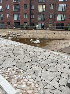 Fliserester på Promenaden