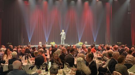 Foto fra prisuddelingen i Baltoppen LIVE 2026 med borgmesteren på scenen