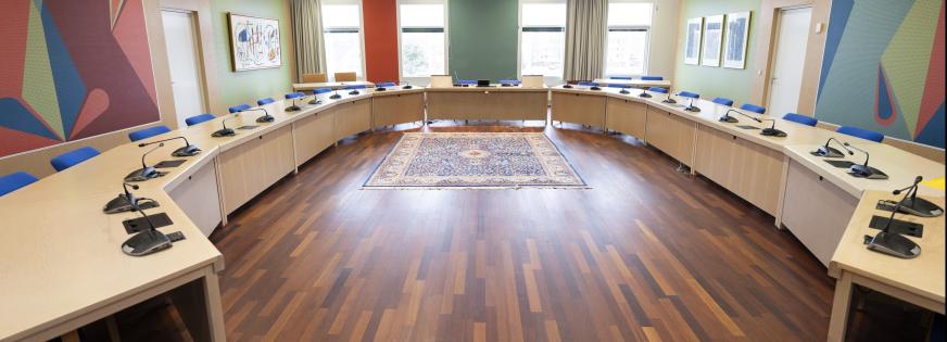 Kommunalbestyrelsessalen på Ballerup Rådhus