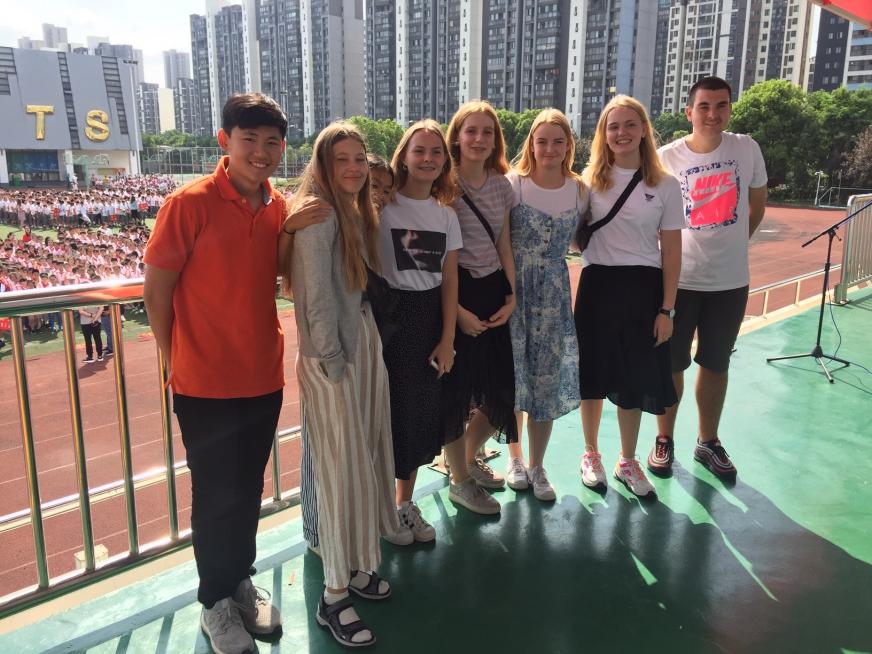 Høflige kinesere og lange skoledage