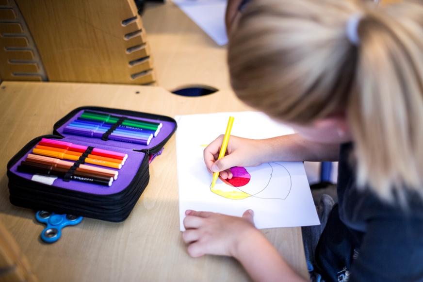 Sikker genåbning og gode erfaringer baner vej for lidt større børnegrupper