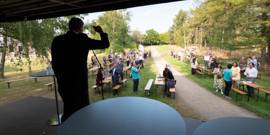 33 borgere blev danske statsborgere i aftensolens skær